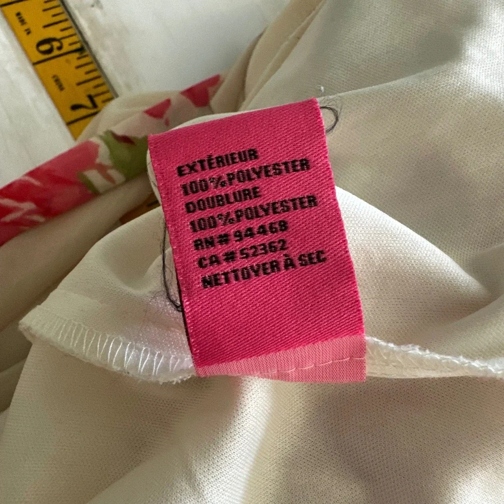 Betsey Johnson preowned excellent